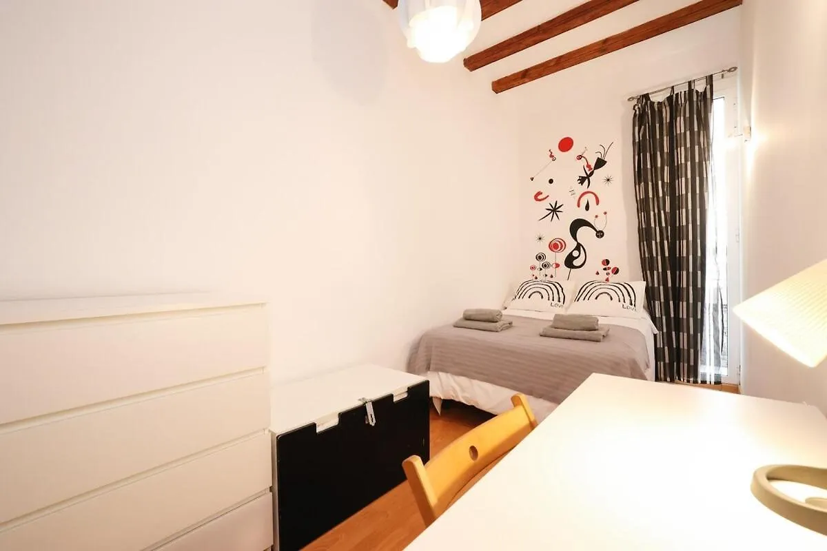 La Rambla - Catalonia Square Apt 4Bd-2Bth Barselona Daire