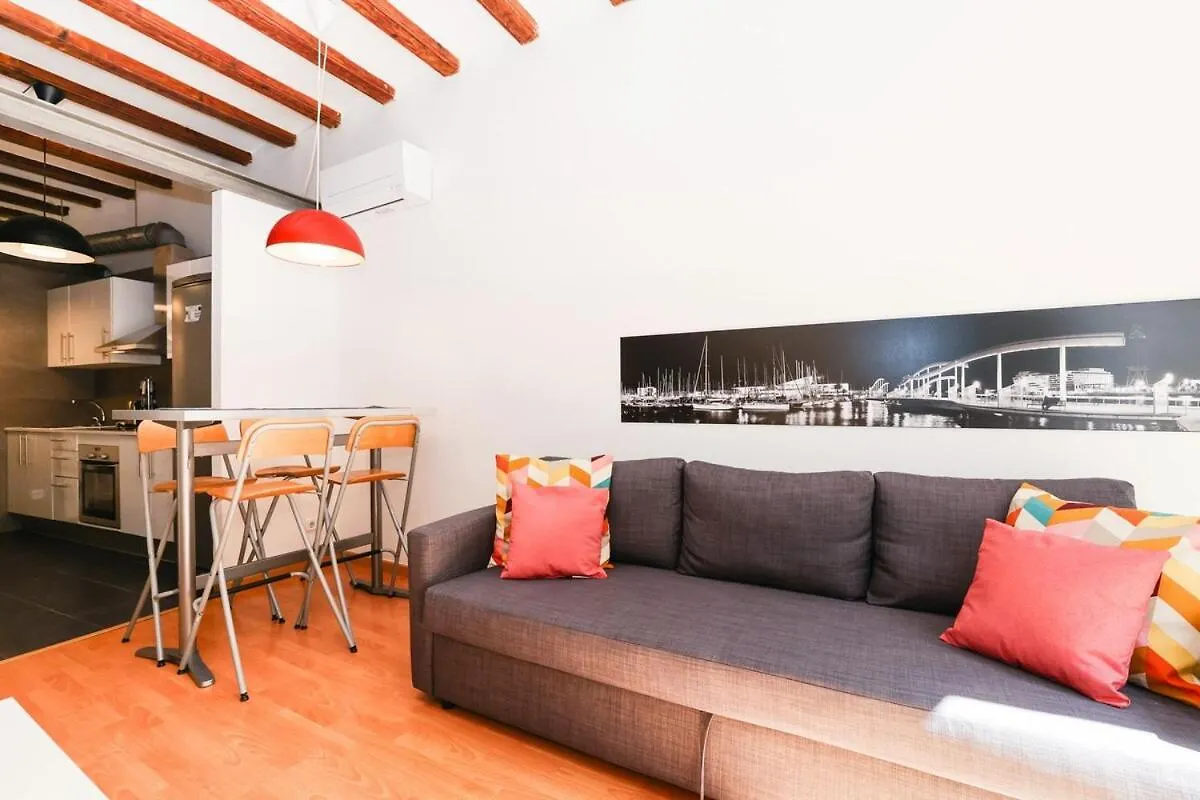La Rambla - Catalonia Square Apt 4Bd-2Bth Barselona