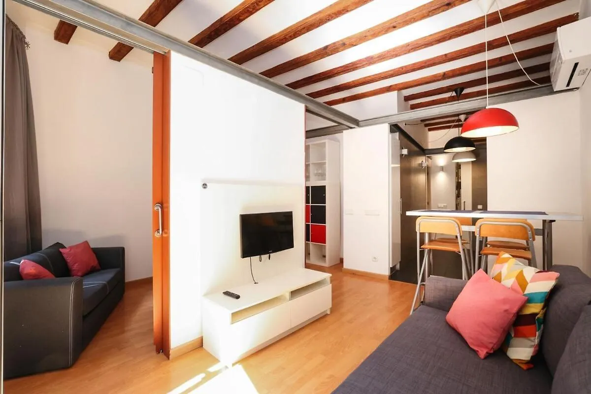 La Rambla - Catalonia Square Apt 4Bd-2Bth Barselona Daire