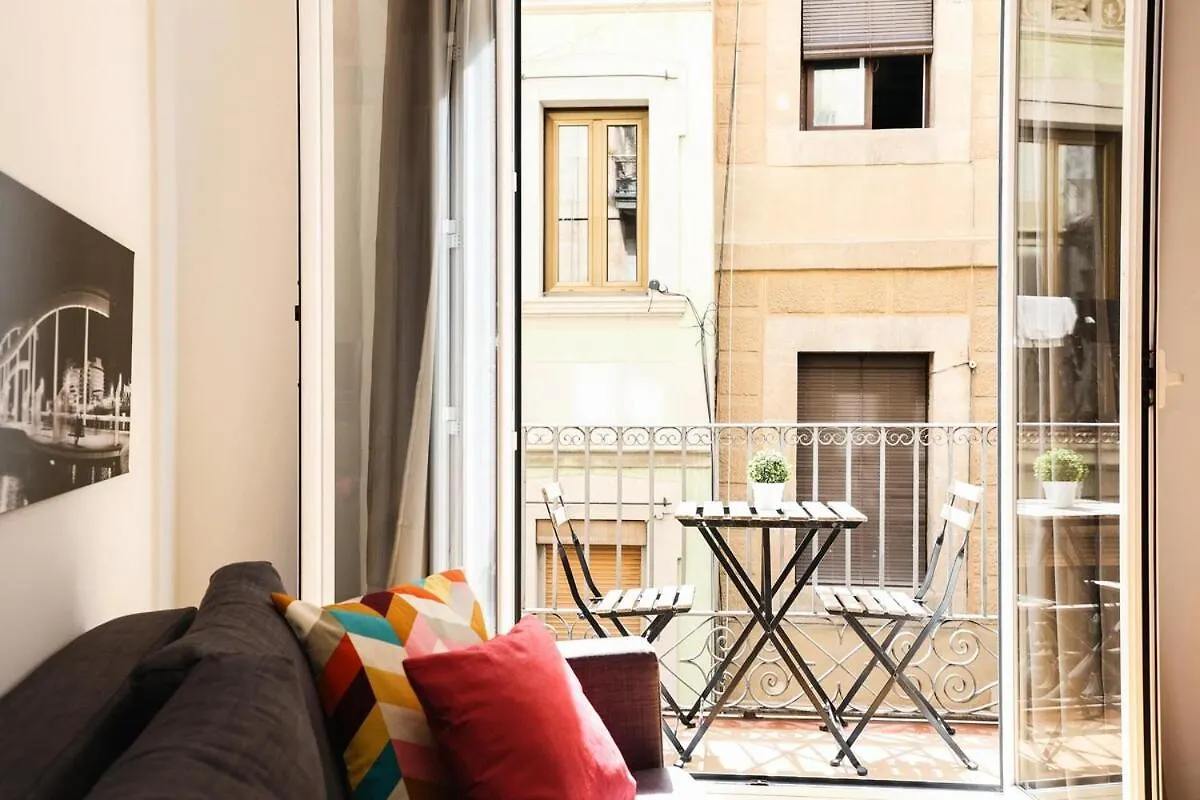 Daire La Rambla - Catalonia Square Apt 4Bd-2Bth Barselona