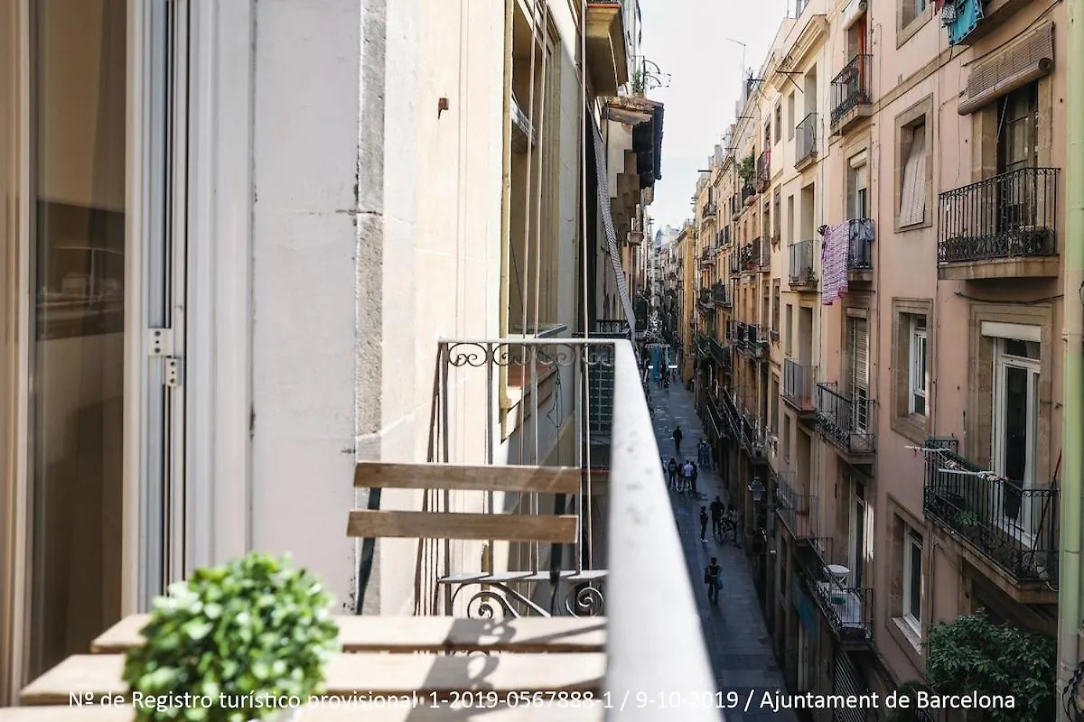 Daire La Rambla - Catalonia Square Apt 4Bd-2Bth Barselona İspanya