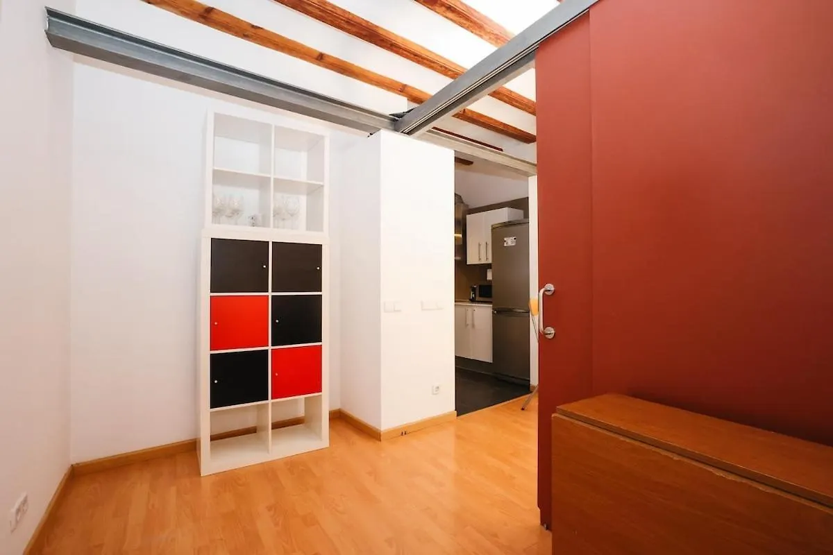 La Rambla - Catalonia Square Apt 4Bd-2Bth Barselona Daire